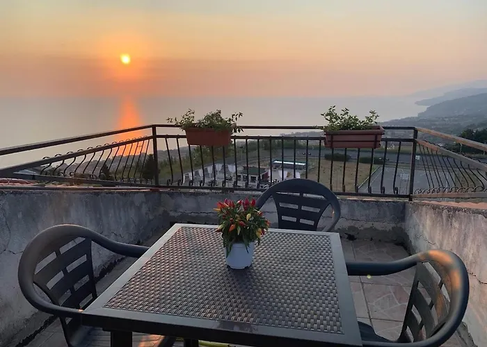 Tra Mari E Monti Apartmán *