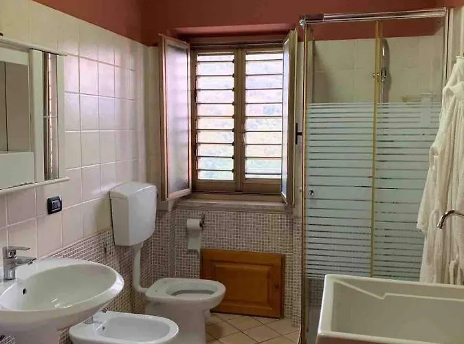 Tra Mari E Monti Apartamento